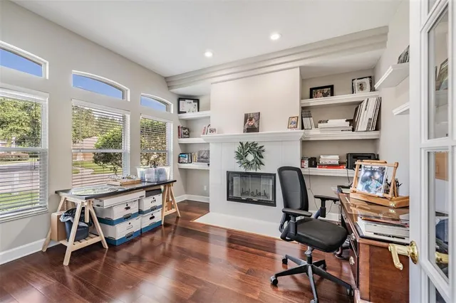 $695,000 | 19119 Mandarin Grove Place, Tampa, FL 33647