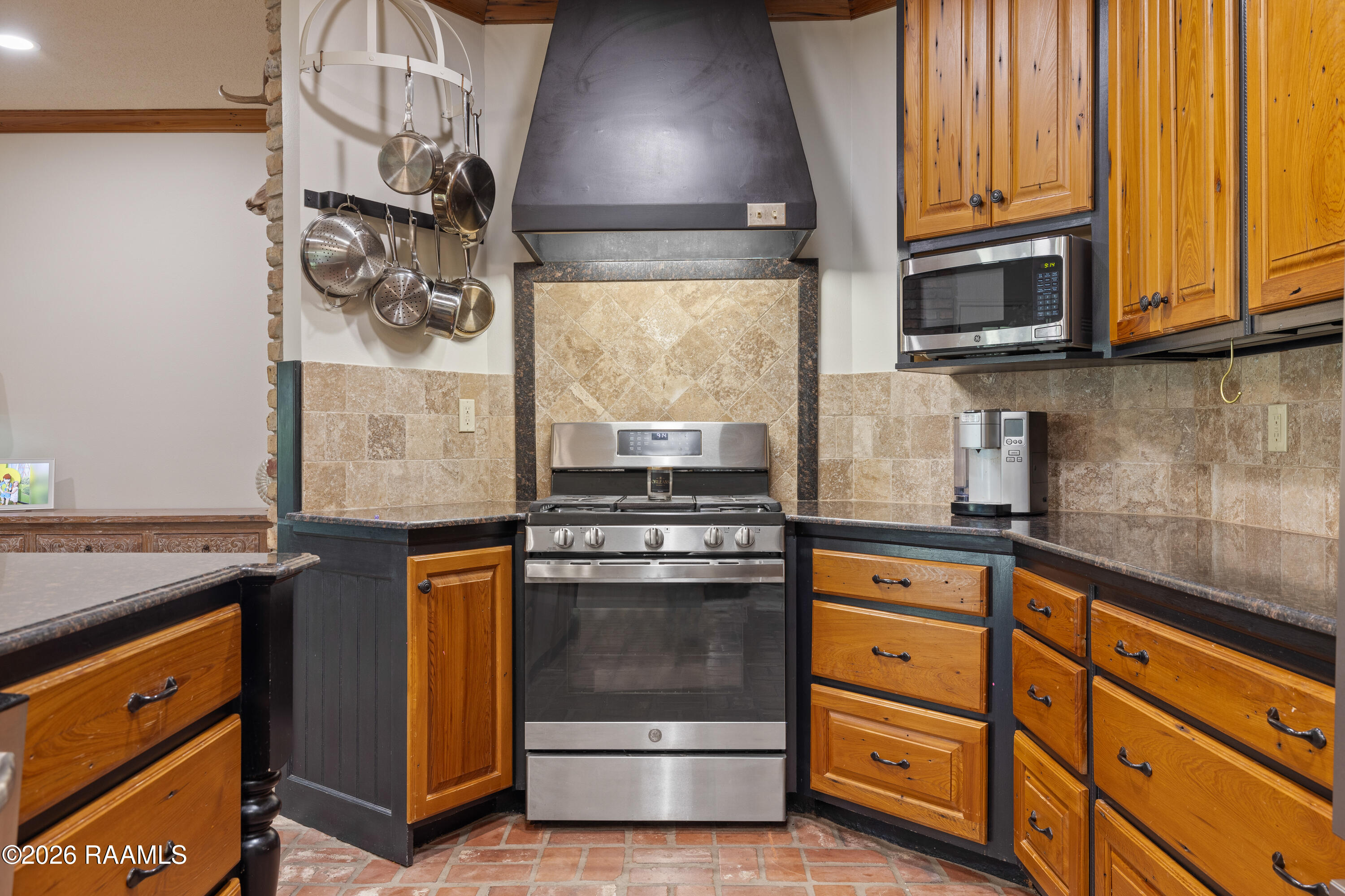 2407 East Broussard Road Lafayette, LA 70508 - Photo 11 of 39