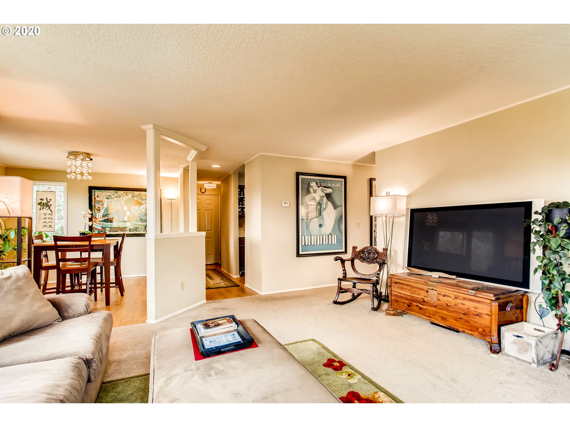 5557 Southwest Multnomah Boulevard Portland, OR 97219 - Photo 6 of 21