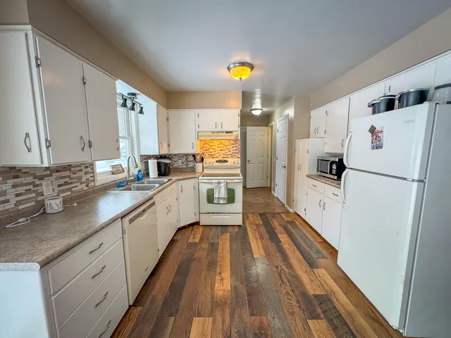 $279,000 | 5279 West Lakewood Road, Whitehall, MI 49461