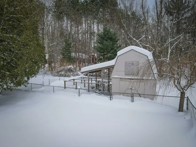 $279,000 | 5279 West Lakewood Road, Whitehall, MI 49461