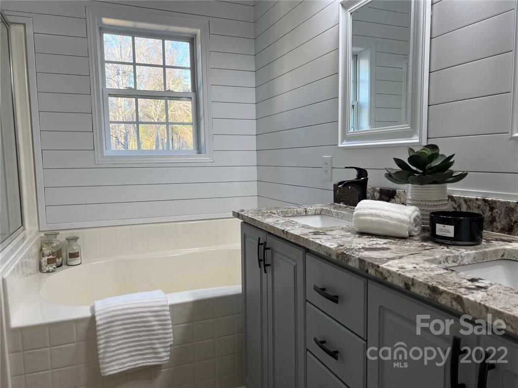 1740 Wilkinson Road Mooresville, NC 28115 - Photo 28 of 42 Gallery Image 28
