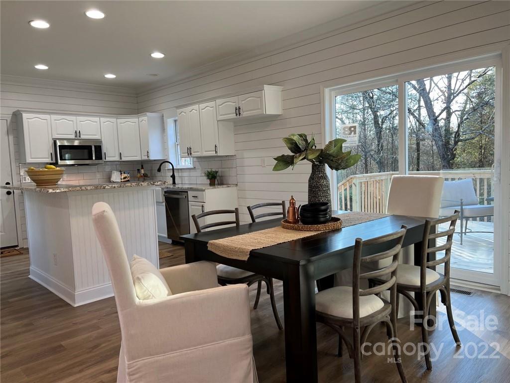 1740 Wilkinson Road Mooresville, NC 28115 - Photo 5 of 42 Gallery Image 5