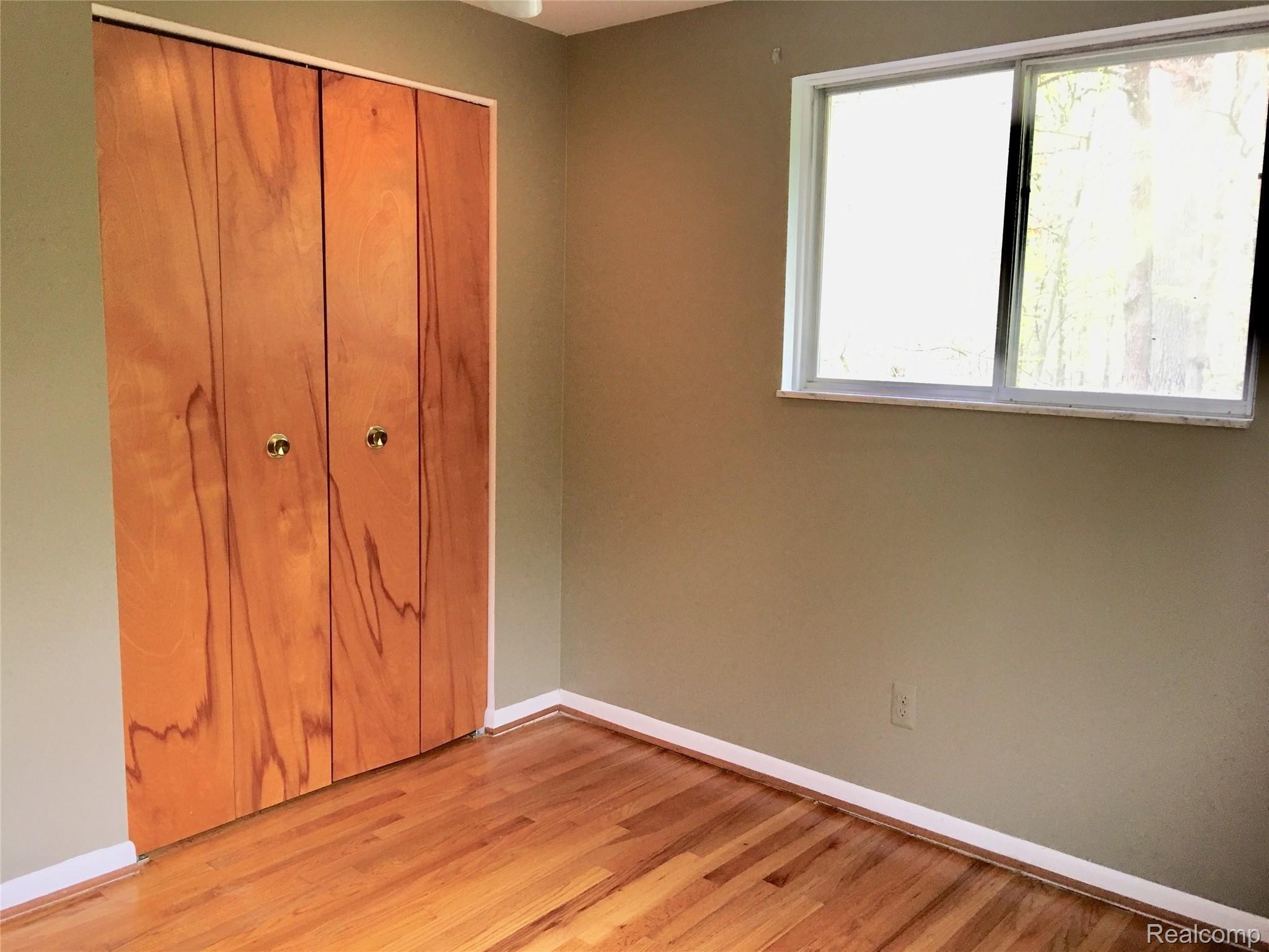 6801 Rattalee Lake Road Clarkston, MI 48348 - Photo 27 of 42 28.jpg