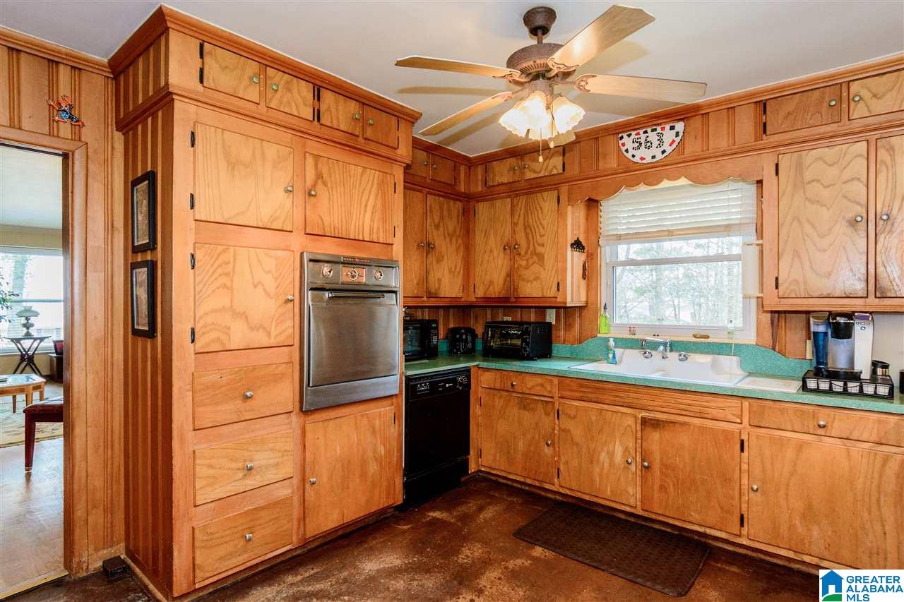 563 Shades Crest Road Birmingham, AL 35226 - Photo 7 of 36