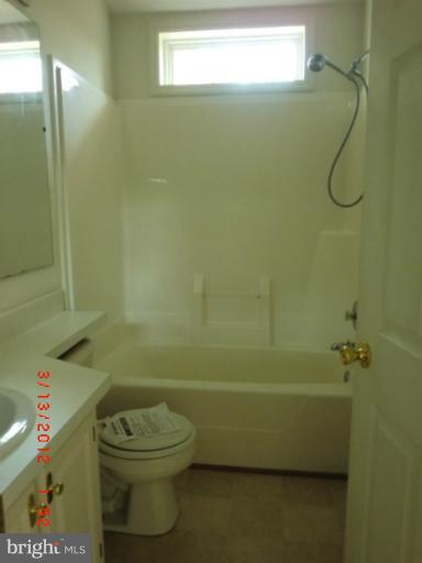 7642 Bluff Point Lane Elkridge, MD 21075 - Photo 2 of 10 Interior (General)