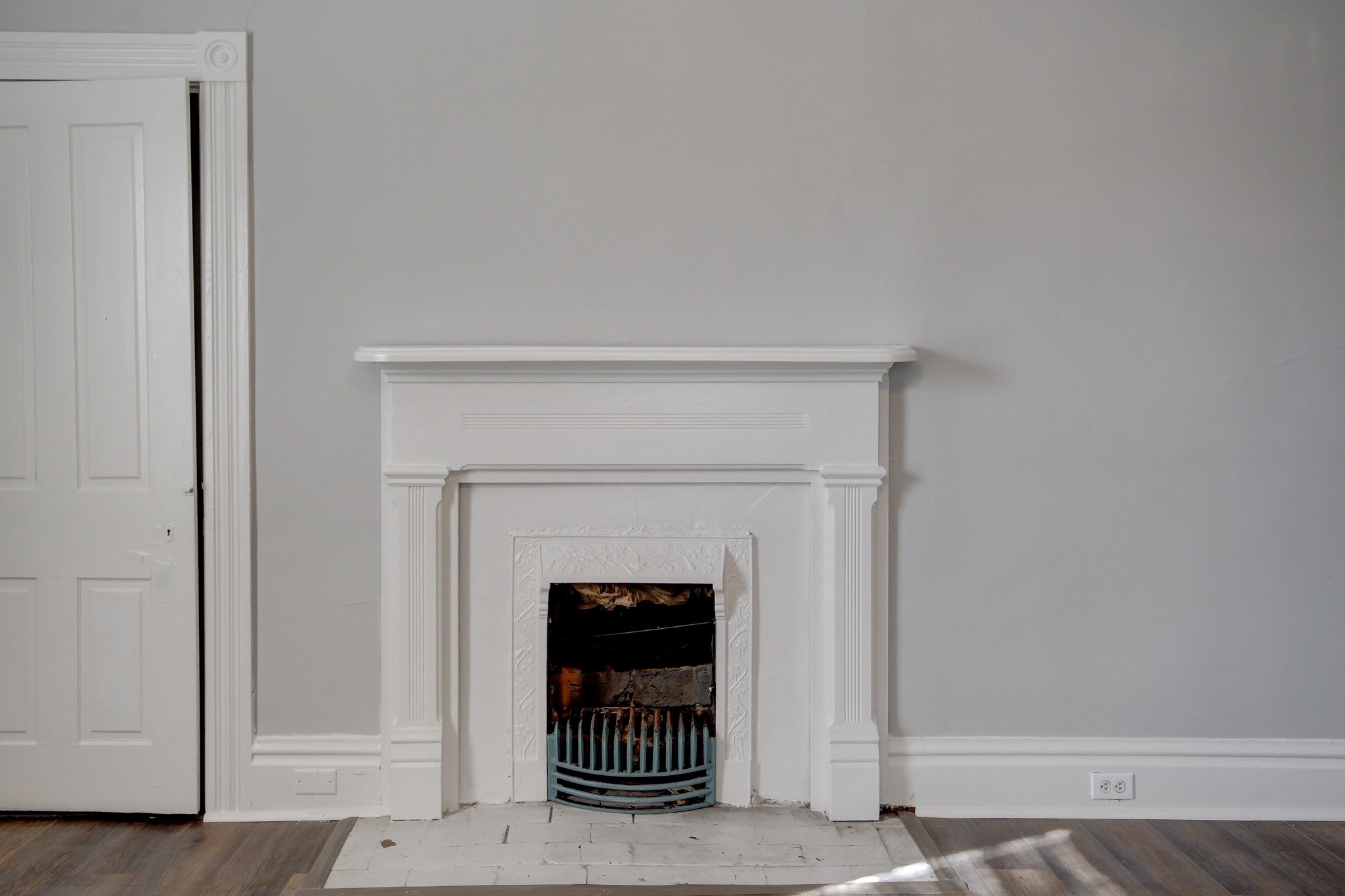 389 3rd Street Guthrie, KY 42234 - Photo 56 of 69 a view of a livingroom with a fireplace