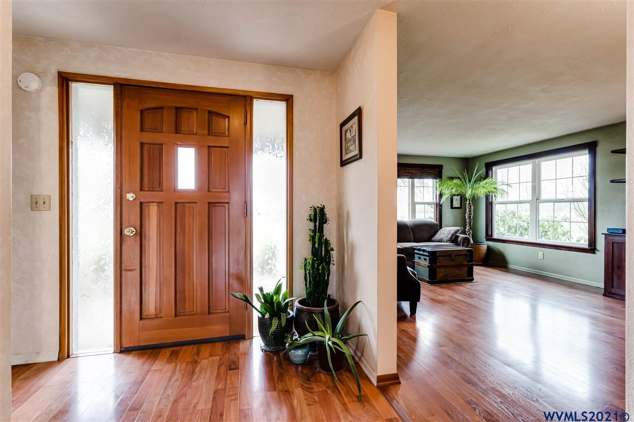 36100 Riverside Drive Albany, OR 97321 - Photo 4 of 30 Gallery Image 4