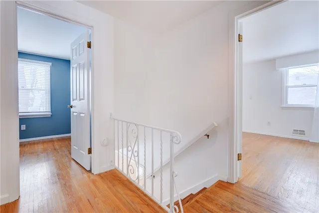 $485,000 | 27 Crestview Drive, Pittsford, NY 14534