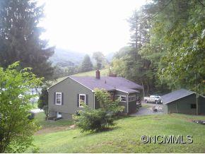 572 Henson Cove Road Canton, NC 28716 - Photo 3 of 17