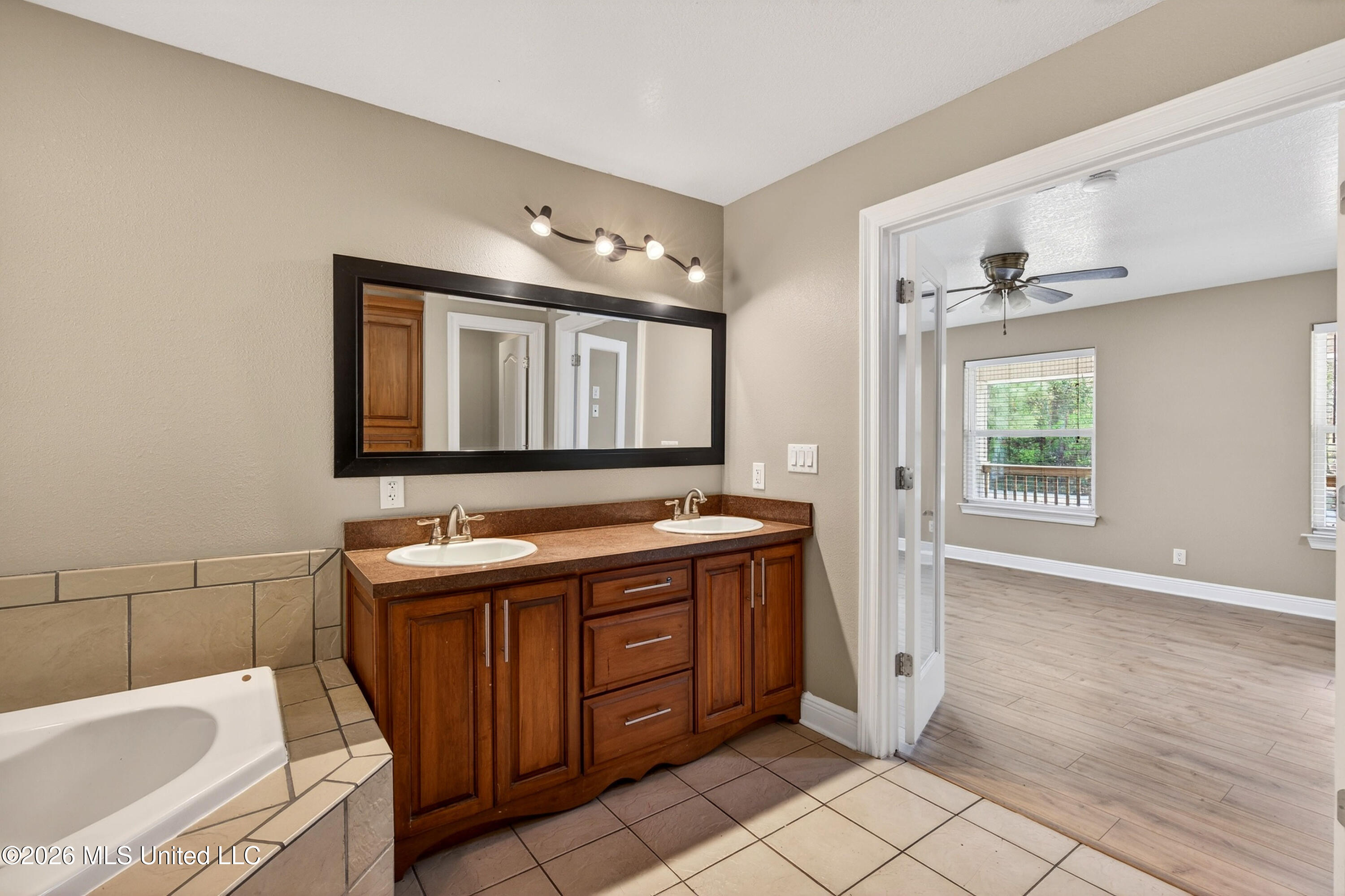 1332 Oak Street Ocean Springs, MS 39564 - Photo 24 of 52 1332OakSt.-24