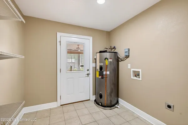 $280,000 | 1332 Oak Street, Ocean Springs, MS 39564