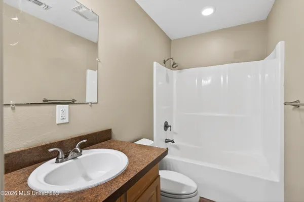 $280,000 | 1332 Oak Street, Ocean Springs, MS 39564