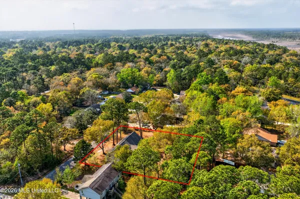 $280,000 | 1332 Oak Street, Ocean Springs, MS 39564