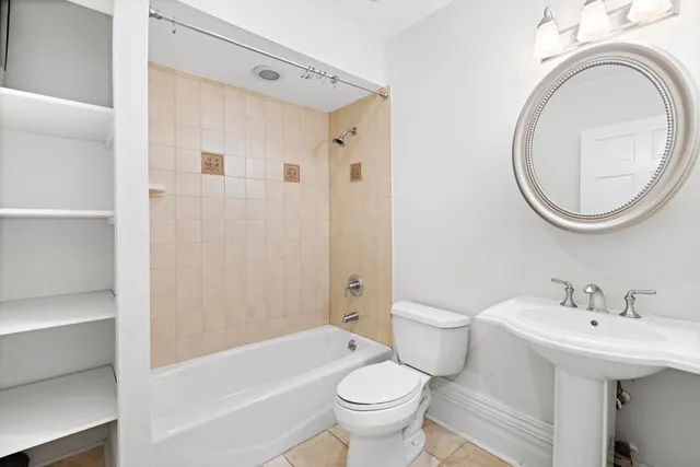 $4,100 | 720 Bloomfield Street, Unit 1, Hoboken, NJ 07030