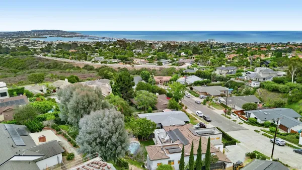 $4,995,000 | 5435 Parkview Drive, La Jolla, CA 92037