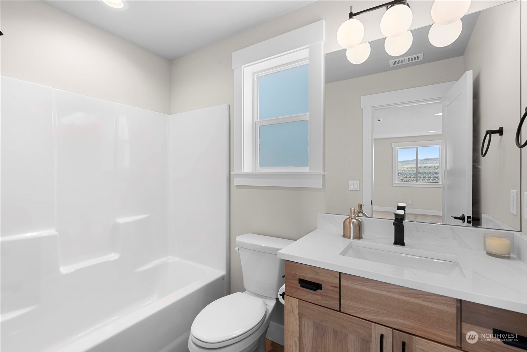 2157 Maple Street Wenatchee, WA 98801 - Photo 22 of 33 Gallery Image 22