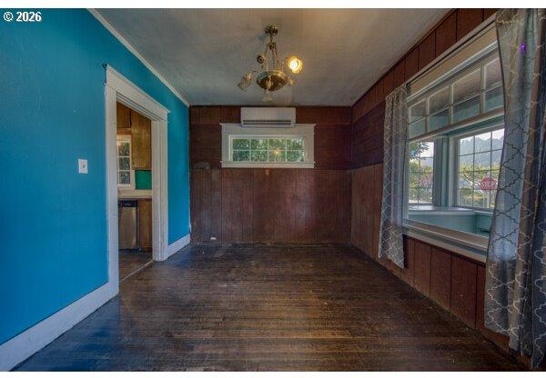 1090 Fir Avenue Reedsport, OR 97467 - Photo 6 of 40 Dining Room