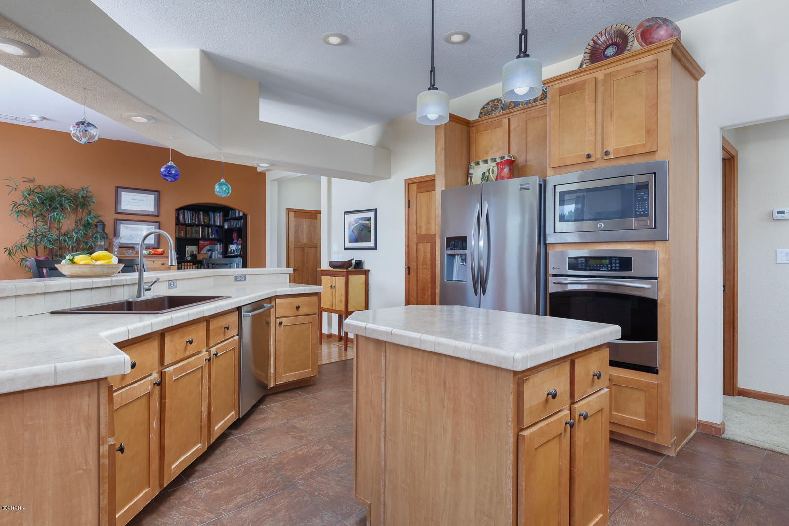 9357 Yaquina Bay Road Newport, OR 97365 - Photo 15 of 47 Kitchen