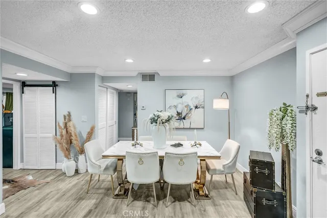 $429,900 | 7800 Topanga Canyon Boulevard, Canoga Park, CA 91304