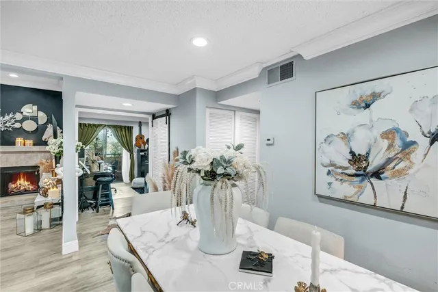 $429,900 | 7800 Topanga Canyon Boulevard, Canoga Park, CA 91304