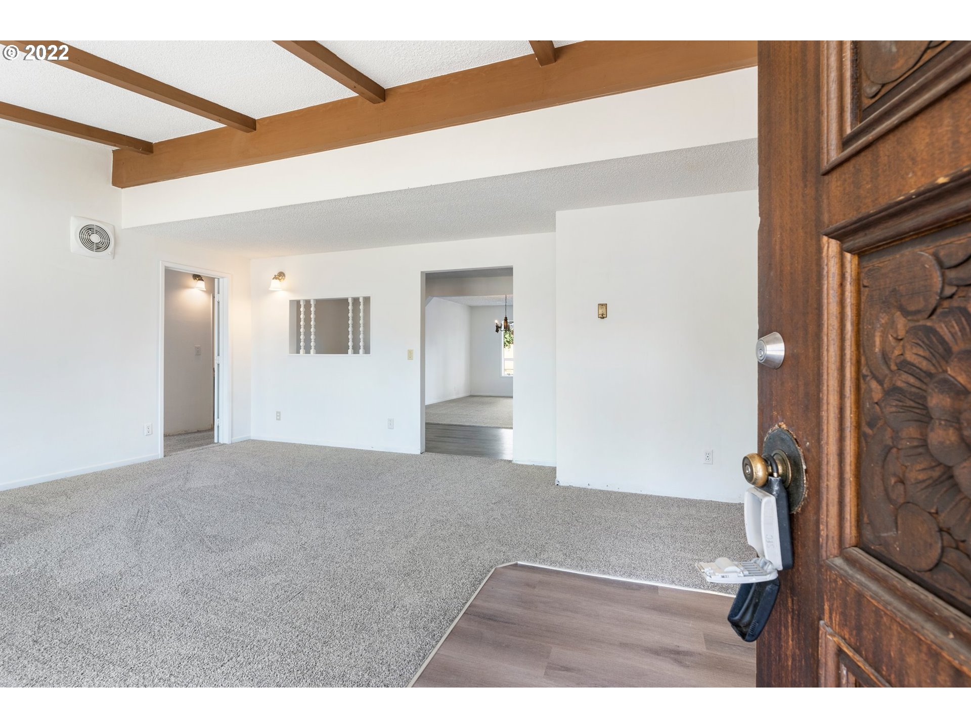 1789 Southeast River Road Hillsboro, OR 97123 - Photo 3 of 32 Gallery Image 3