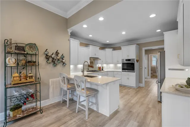 $1,350,000 | 125 East Waterford Drive, Seneca, SC 29672