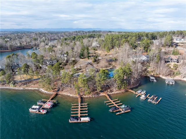 $1,350,000 | 125 East Waterford Drive, Seneca, SC 29672