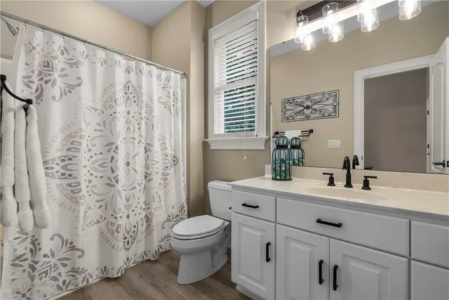 $1,350,000 | 125 East Waterford Drive, Seneca, SC 29672