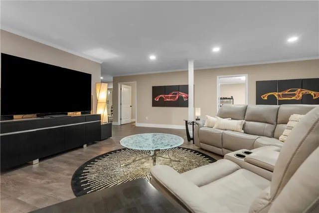 $1,350,000 | 125 East Waterford Drive, Seneca, SC 29672