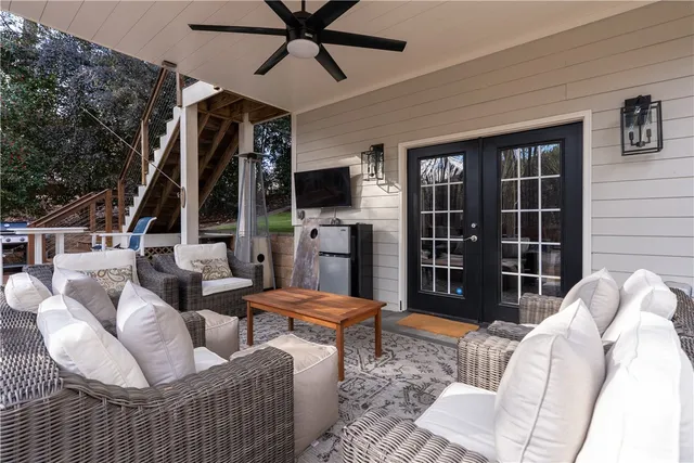 $1,350,000 | 125 East Waterford Drive, Seneca, SC 29672