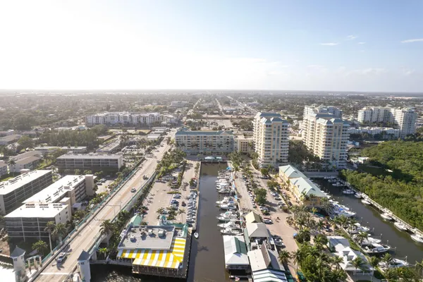 $3,500 | 100 Northeast 6th Street, Unit 309, Boynton Beach, FL 33435