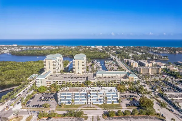 $3,500 | 100 Northeast 6th Street, Unit 309, Boynton Beach, FL 33435
