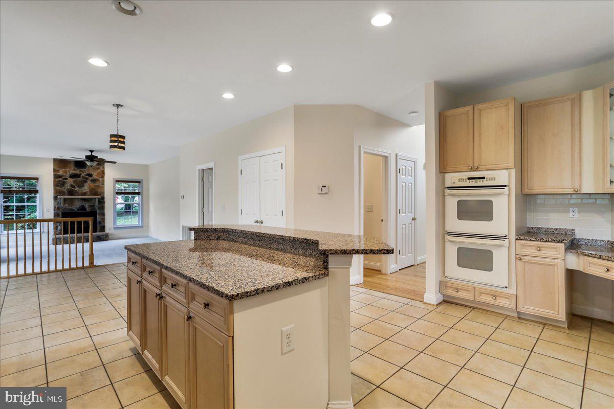 154 Triumphant Way Falling Waters, WV 25419 - Photo 15 of 60 Kitchen