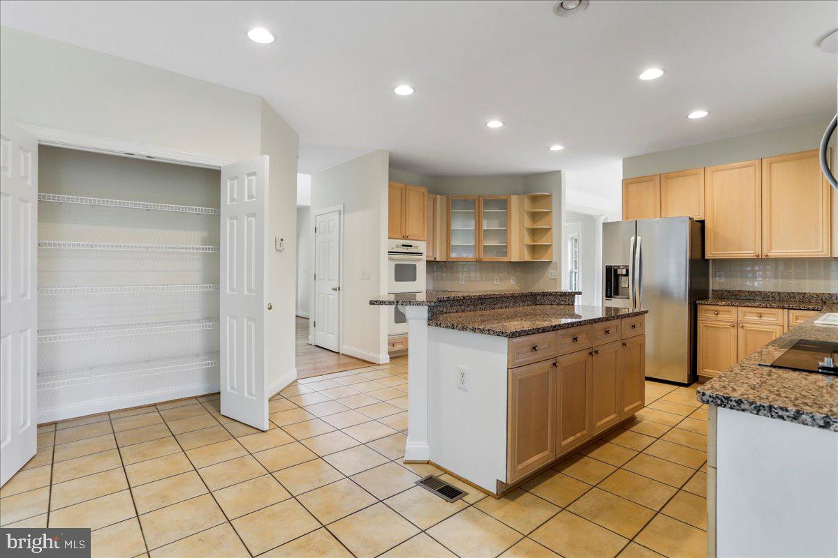 154 Triumphant Way Falling Waters, WV 25419 - Photo 18 of 60 Kitchen Pantry