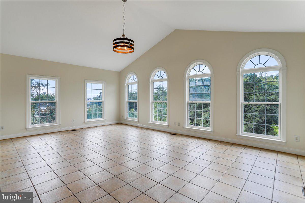 154 Triumphant Way Falling Waters, WV 25419 - Photo 21 of 60 Sun Room