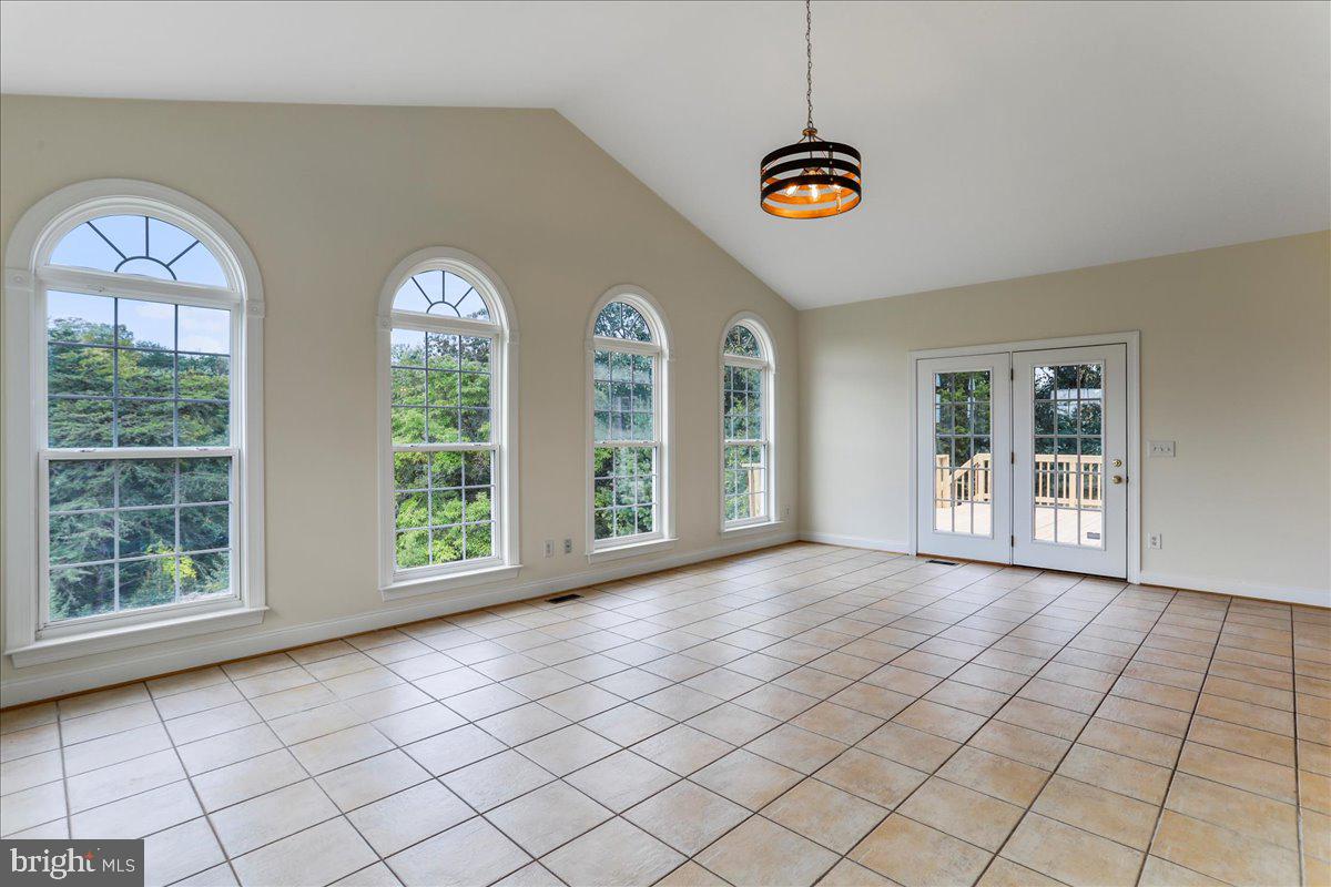 154 Triumphant Way Falling Waters, WV 25419 - Photo 22 of 60 Sun Room