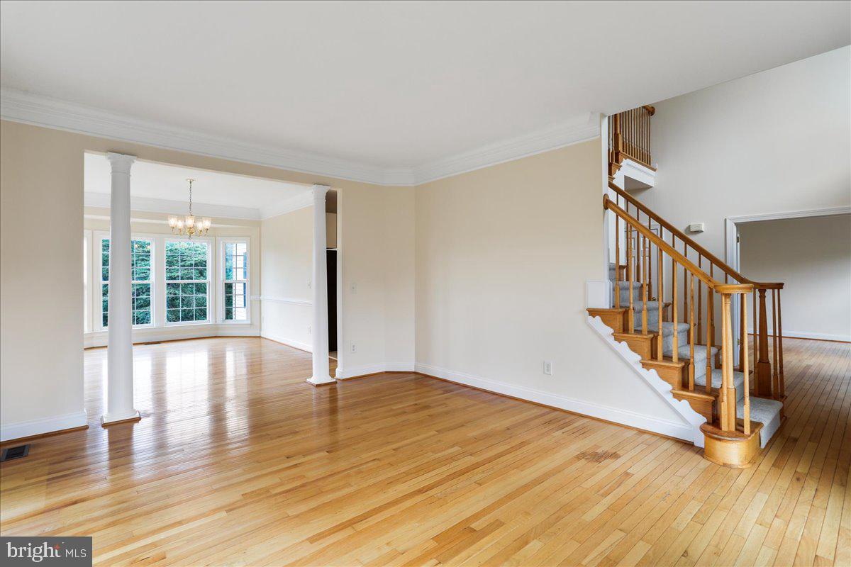 154 Triumphant Way Falling Waters, WV 25419 - Photo 10 of 60 Living Room
