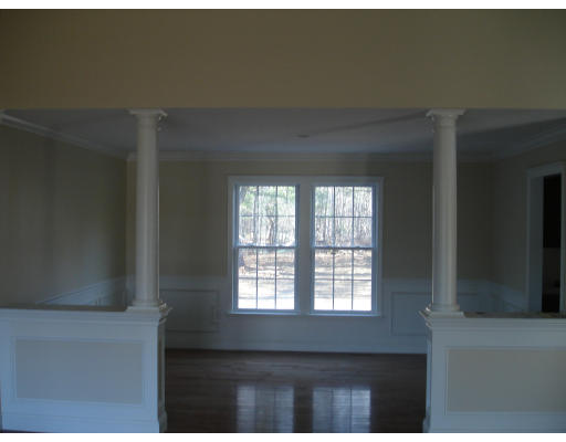 1310 Russell Road Westfield, MA 01085 - Photo 5 of 6 Gallery Image 5