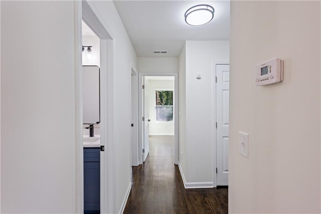 3252 Pinehill Drive Decatur, GA 30032 - Photo 12 of 26