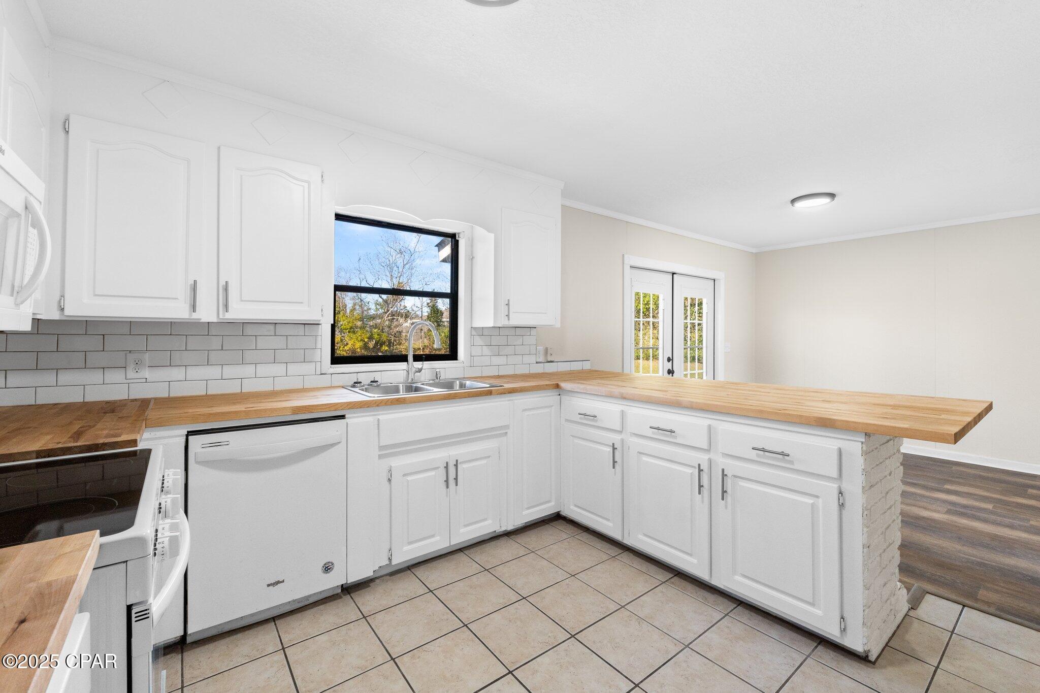 2911 Avon Road Panama City, FL 32405 - Photo 6 of 30 Gallery Image 6
