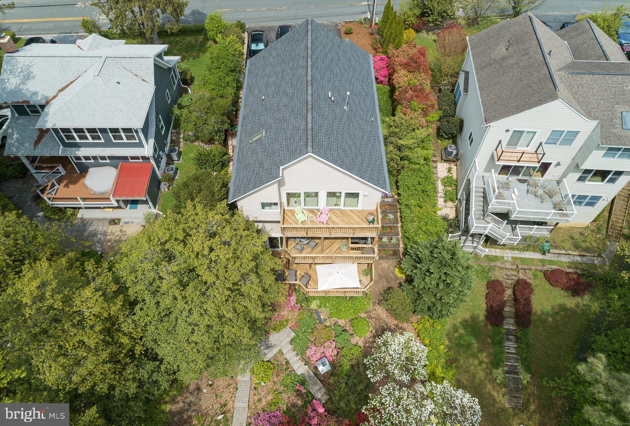 Three levels of decking