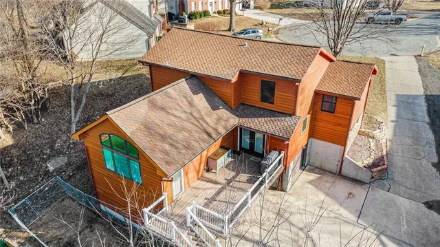 $354,000 | 3004 Lakeview Terrace, Leavenworth, KS 66048