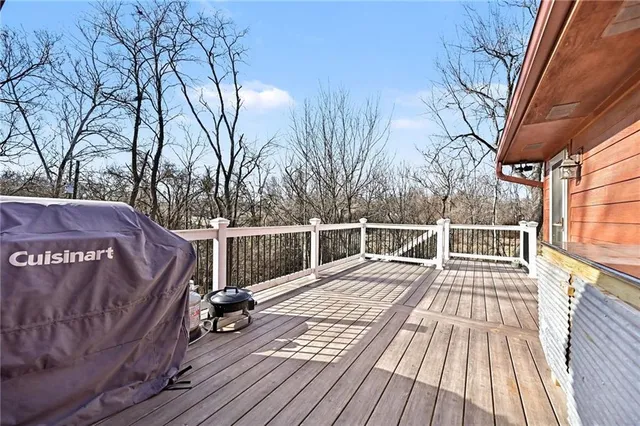 $354,000 | 3004 Lakeview Terrace, Leavenworth, KS 66048