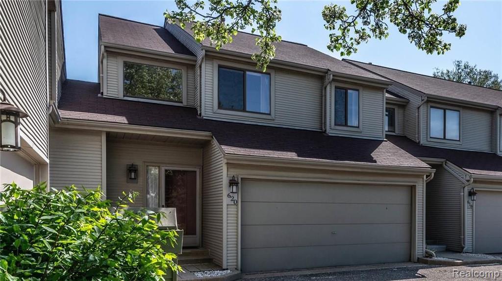 620 Ashley Circle, Unit 81 Rochester Hills, MI 48307 - Photo 3 of 45