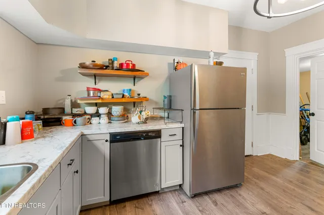 $329,950 | 467 Watauga Avenue, Knoxville, TN 37917