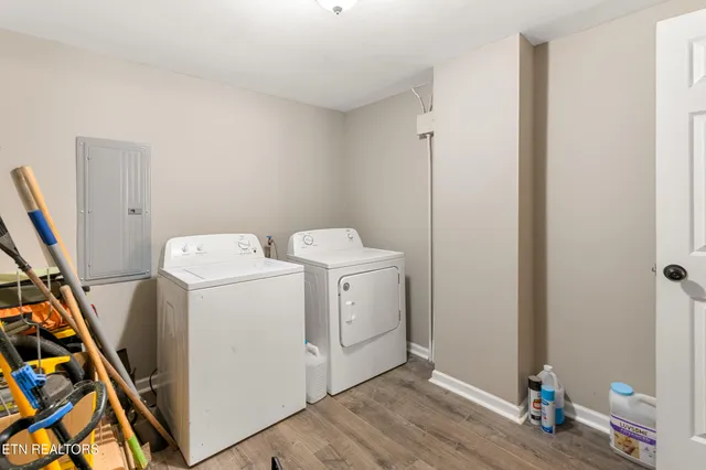 $329,950 | 467 Watauga Avenue, Knoxville, TN 37917