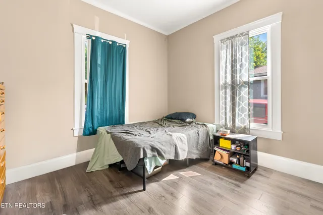 $329,950 | 467 Watauga Avenue, Knoxville, TN 37917