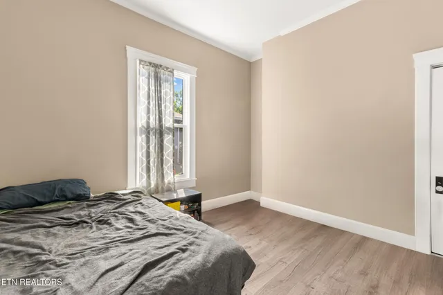 $329,950 | 467 Watauga Avenue, Knoxville, TN 37917