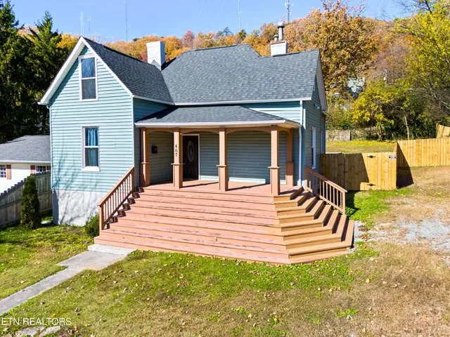 $329,950 | 467 Watauga Avenue, Knoxville, TN 37917